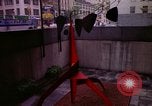 Immagine di Persone ed edifici New York City USA, 1976, secondo 45 filmato di repertorio 65675032060