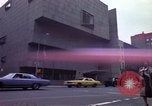 Immagine di Persone ed edifici New York City USA, 1976, secondo 54 filmato di repertorio 65675032060