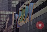 Immagine di Persone ed edifici New York City USA, 1976, secondo 62 filmato di repertorio 65675032060