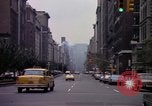 Standbild Park Avenue New York United States USA, 1976, aus Sekunde 19 historischem Filmmaterial Videoclip 65675032063