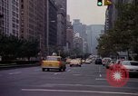 Standbild Park Avenue New York United States USA, 1976, aus Sekunde 28 historischem Filmmaterial Videoclip 65675032063