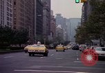 Standbild Park Avenue New York United States USA, 1976, aus Sekunde 31 historischem Filmmaterial Videoclip 65675032063
