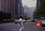 Standbild Park Avenue New York United States USA, 1976, aus Sekunde 34 historischem Filmmaterial Videoclip 65675032063