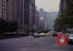 Standbild Park Avenue New York United States USA, 1976, aus Sekunde 36 historischem Filmmaterial Videoclip 65675032063