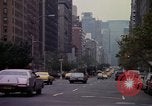 Standbild Park Avenue New York United States USA, 1976, aus Sekunde 43 historischem Filmmaterial Videoclip 65675032063