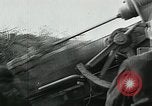 Immagine di Le forze tedesche la difesa contro i sovietici durante l offensiva di Riga Lettonia, 1944, secondo 11 filmato di repertorio 65675032096