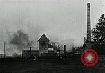 Immagine di Le forze tedesche la difesa contro i sovietici durante l offensiva di Riga Lettonia, 1944, secondo 18 filmato di repertorio 65675032096