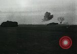 Immagine di Le forze tedesche la difesa contro i sovietici durante l offensiva di Riga Lettonia, 1944, secondo 46 filmato di repertorio 65675032096