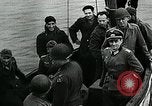 Image 'échange de prisonniers de guerre fin Seconde Guerre Mondiale France, 1945, de la seconde 21 séquences d'archives historiques vidéo 65675032098