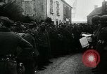 Image 'échange de prisonniers de guerre fin Seconde Guerre Mondiale France, 1945, de la seconde 31 séquences d'archives historiques vidéo 65675032098