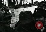 Image 'échange de prisonniers de guerre fin Seconde Guerre Mondiale France, 1945, de la seconde 40 séquences d'archives historiques vidéo 65675032098