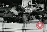 Standbild Weihnachten Geschenke für deutsche Soldaten Zweiten Weltkrieg Deutschland, 1944, aus Sekunde 5 historischem Filmmaterial Videoclip 65675032099