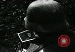 Standbild Weihnachten Geschenke für deutsche Soldaten Zweiten Weltkrieg Deutschland, 1944, aus Sekunde 17 historischem Filmmaterial Videoclip 65675032099
