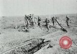 Standbild Schlacht von Arras Frankreich, 1918, aus Sekunde 13 historischem Filmmaterial Videoclip 65675032103