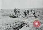 Standbild Schlacht von Arras Frankreich, 1918, aus Sekunde 15 historischem Filmmaterial Videoclip 65675032103