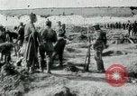 Standbild Schlacht von Arras Frankreich, 1918, aus Sekunde 36 historischem Filmmaterial Videoclip 65675032103