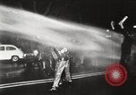 Immagine di Antiwar proteste Via Veneto Roma, 1967, secondo 32 filmato di repertorio 65675032123