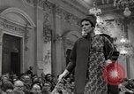 Image Fashion show Florence Italie, 1967, de la seconde 44 séquences d'archives historiques vidéo 65675032125