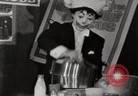 Image clown formation la concurrence New York United States USA, 1967, de la seconde 8 séquences d'archives historiques vidéo 65675032126