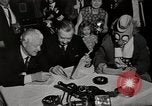 Image clown formation la concurrence New York United States USA, 1967, de la seconde 32 séquences d'archives historiques vidéo 65675032126