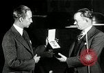 Immagine di Il mondo in tasca Campionato di biliardo New York United States USA, 1930, secondo 12 filmato di repertorio 65675032153