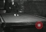 Immagine di Il mondo in tasca Campionato di biliardo New York United States USA, 1930, secondo 22 filmato di repertorio 65675032153