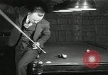 Immagine di Il mondo in tasca Campionato di biliardo New York United States USA, 1930, secondo 30 filmato di repertorio 65675032153