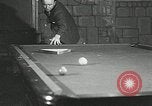 Immagine di Il mondo in tasca Campionato di biliardo New York United States USA, 1930, secondo 36 filmato di repertorio 65675032153