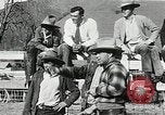 Immagine di Annuale cavallo selvatico round up Hayward California USA, 1930, secondo 48 filmato di repertorio 65675032154