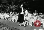 Standbild Liebe anzeigen Easthampton New York USA, 1930, aus Sekunde 39 historischem Filmmaterial Videoclip 65675032157