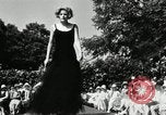 Standbild Liebe anzeigen Easthampton New York USA, 1930, aus Sekunde 45 historischem Filmmaterial Videoclip 65675032157