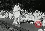 Standbild Liebe anzeigen Easthampton New York USA, 1930, aus Sekunde 53 historischem Filmmaterial Videoclip 65675032157