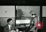 Image femmes livrent des télégrammes New York United States USA, 1930, de la seconde 6 séquences d'archives historiques vidéo 65675032159