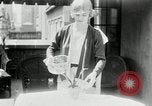 Immagine di Ragazza bionda New York United States USA, 1930, secondo 43 filmato di repertorio 65675032161