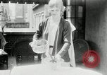 Immagine di Ragazza bionda New York United States USA, 1930, secondo 44 filmato di repertorio 65675032161