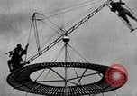 Image air stunts Colwyn Bay Royaume-Uni, 1930, de la seconde 31 séquences d'archives historiques vidéo 65675032162