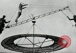 Image air stunts Colwyn Bay Royaume-Uni, 1930, de la seconde 35 séquences d'archives historiques vidéo 65675032162