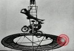 Image air stunts Colwyn Bay Royaume-Uni, 1930, de la seconde 50 séquences d'archives historiques vidéo 65675032162
