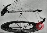 Image air stunts Colwyn Bay Royaume-Uni, 1930, de la seconde 52 séquences d'archives historiques vidéo 65675032162