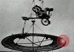Image air stunts Colwyn Bay Royaume-Uni, 1930, de la seconde 53 séquences d'archives historiques vidéo 65675032162