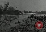 Immagine di La trivellazione petrolifera derrick United States USA, 1940, secondo 3 filmato di repertorio 65675032168