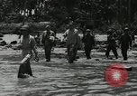 Standbild General Douglas MacArthur Leyte Philippinen, 1944, aus Sekunde 3 historischem Filmmaterial Videoclip 65675032173