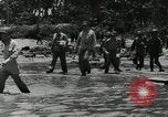 Standbild General Douglas MacArthur Leyte Philippinen, 1944, aus Sekunde 4 historischem Filmmaterial Videoclip 65675032173