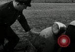 Standbild Bonfire von Autos United States USA, 1939, aus Sekunde 3 historischem Filmmaterial Videoclip 65675032191