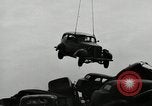 Standbild Bonfire von Autos United States USA, 1939, aus Sekunde 10 historischem Filmmaterial Videoclip 65675032191