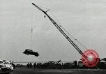 Standbild Bonfire von Autos United States USA, 1939, aus Sekunde 25 historischem Filmmaterial Videoclip 65675032191