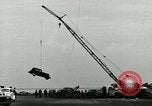Standbild Bonfire von Autos United States USA, 1939, aus Sekunde 26 historischem Filmmaterial Videoclip 65675032191