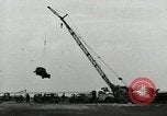 Standbild Bonfire von Autos United States USA, 1939, aus Sekunde 31 historischem Filmmaterial Videoclip 65675032191
