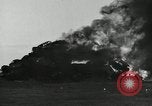 Standbild Bonfire von Autos United States USA, 1939, aus Sekunde 49 historischem Filmmaterial Videoclip 65675032191