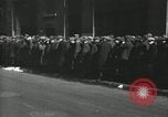 Standbild Arbeitslosigkeit Krise während der Großen Depression New York City USA, 1930, aus Sekunde 4 historischem Filmmaterial Videoclip 65675032192